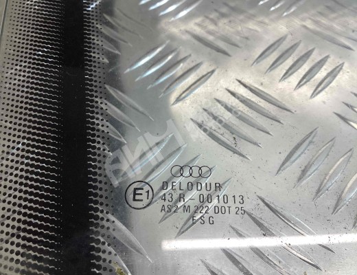 Стекло двери передней правой Audi 100 C3 1982-1991  Audi 100 100 C3 1982-1991