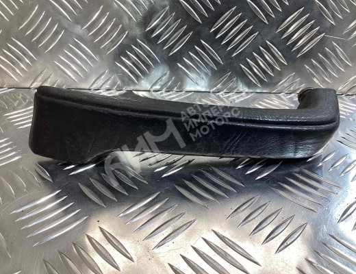 Ручка внутренняя передняя правая Audi 100 C3 1982-1991  Audi 100 100 C3 1982-1991