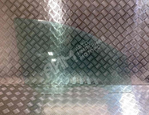 Стекло двери передней правой Ford Focus I 2001-2005 рестайлинг  Ford Focus Focus I 2001-2005 рестайлинг