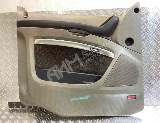Обшивка двери передней левой (дверная карта) DAF (XF105) 2006-2013  DAF XF (XF105) 2006-2013