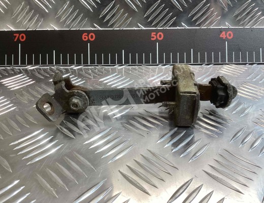 Ограничитель открывания двери передней Mercedes Atego I 1998-2012  Mercedes Atego Atego I 1998-2012