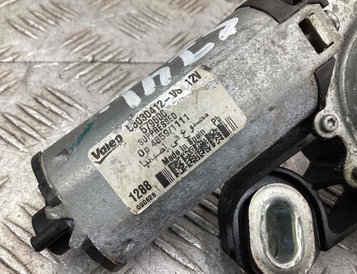 Моторчик заднего стеклоочистителя (дворника) Mercedes C (W203) 2000-2004  Mercedes C C (W203) 2000-2004