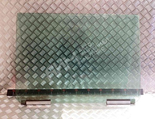 Стекло двери передней правой Renault Magnum E-TECH II 1997-2000  Renault Magnum Magnum E-TECH II 1997-2000