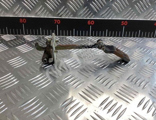 Ограничитель открывания двери Renault Magnum E-TECH II 1997-2000  Renault Magnum Magnum E-TECH II 1997-2000