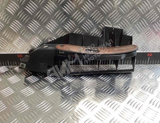 Кронштейн ручки двери Renault Magnum E-TECH II 1997-2000  Renault Magnum Magnum E-TECH II 1997-2000