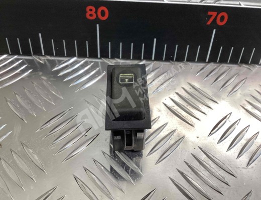 Кнопка (выключатель) Renault Magnum E-TECH II 1997-2000  Renault Magnum Magnum E-TECH II 1997-2000