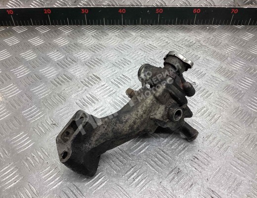 Корпус термостата Hyundai Terracan (HP) 2001-2007  Hyundai Terracan Terracan (HP) 2001-2007