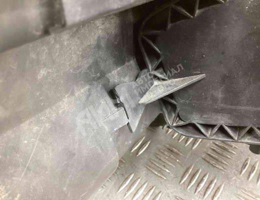 Фара левая Volkswagen Touran I (1T) 2003-2006  Volkswagen Touran Touran I (1T) 2003-2006