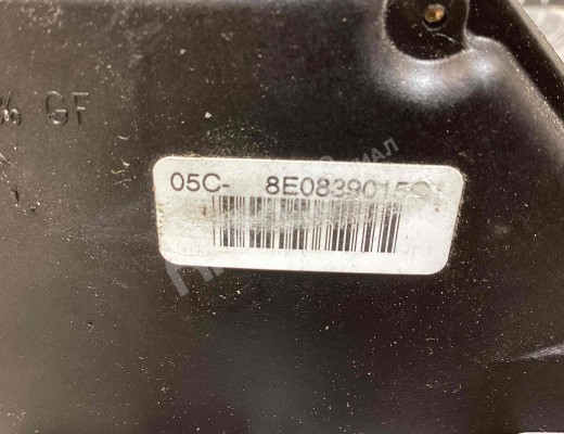 Замок двери задней левой Audi A4 B6 (8EC, 8E5) 2000-2004  Audi A4 A4 B6 (8EC, 8E5) 2000-2004