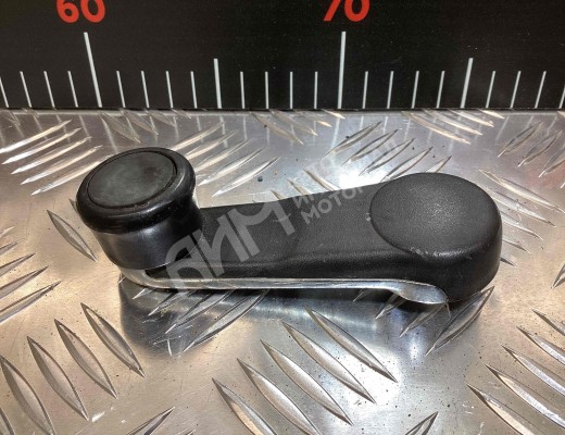 Ручка стеклоподъемника Audi 100 C3 1982-1991  Audi 100 100 C3 1982-1991
