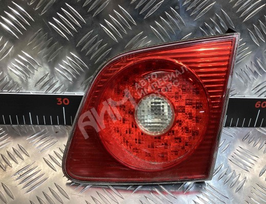 Фонарь крышки багажника правый Volkswagen Phaeton (3D) 2002-2016  Volkswagen Phaeton Phaeton (3D) 2002-2016