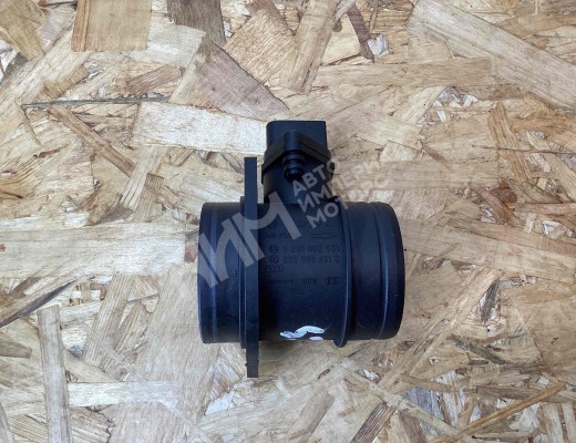 Расходомер воздуха Volkswagen Golf IV (1J) 1997-2004  Volkswagen Golf Golf IV (1J) 1997-2004