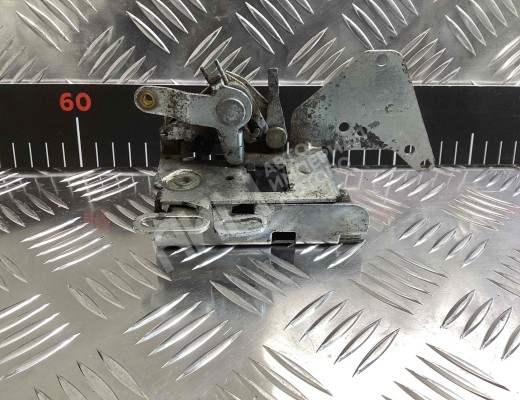 Замок двери передней правой Scania 4-series 1995-2004  Scania 4-series 4-series 1995-2004