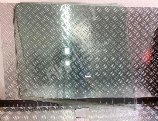 Стекло двери передней правой Scania 4-series 1995-2004  Scania 4-series 4-series 1995-2004