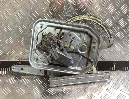 Стеклоподъемник передний правый Scania 4-series 1995-2004  Scania 4-series 4-series 1995-2004
