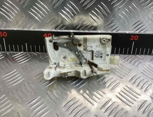 Замок двери передней левой Iveco Eurocargo III 2008-2015  Iveco Eurocargo Eurocargo III 2008-2015