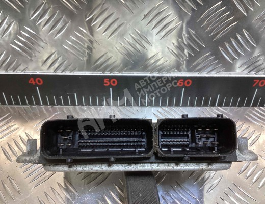 Блок управления двигателем Volkswagen Golf IV (1J) 1997-2004  Volkswagen Golf Golf IV (1J) 1997-2004