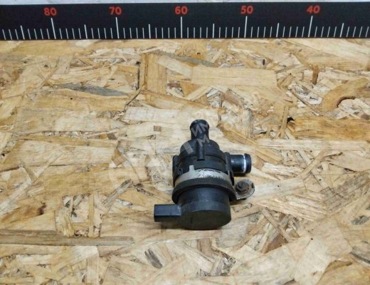 Насос антифриза дополнительный Volkswagen Sharan I (7M) 2003-2010 2-й рестайлинг  Volkswagen Sharan Sharan I (7M) 2003-2010 2-й рестайлинг