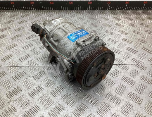 Компрессор кондиционера Volkswagen Golf IV (1J) 1997-2004  Volkswagen Golf Golf IV (1J) 1997-2004