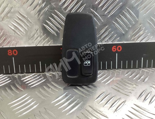 Кнопка стеклоподъемника Scania G-Series I 2005-2017  Scania G-series G-Series I 2005-2017