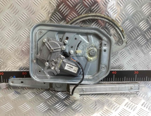 Стеклоподъемник передний правый Scania G-Series I 2005-2017  Scania G-series G-Series I 2005-2017