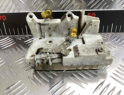 Замок двери передней правой Iveco Eurocargo I 1991-2002  Iveco Eurocargo Eurocargo I 1991-2002