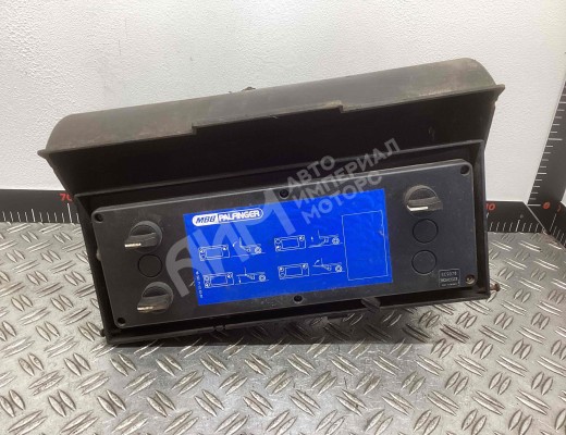 Пульт управления гидроборта Renault Midlum I 2000-2006  Renault Midlum Midlum I 2000-2006
