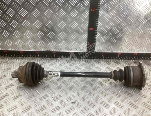 Полуось передняя левая (приводной вал, ШРУС) Volkswagen Passat B5+ (3B) 2000-2005 рестайлинг  Volkswagen Passat Passat B5+ (3B) 2000-2005 рестайлинг