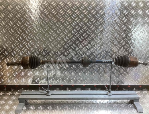 Полуось передняя правая (приводной вал, ШРУС) Nissan Primera III (P12) 2002-2008  Nissan Primera Primera III (P12) 2002-2008