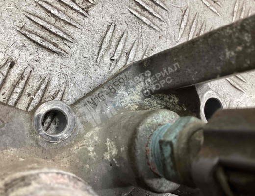 Фланец (тройник) системы охлаждения Ford Fusion (JU) 2002-2005  Ford Fusion Fusion (JU) 2002-2005