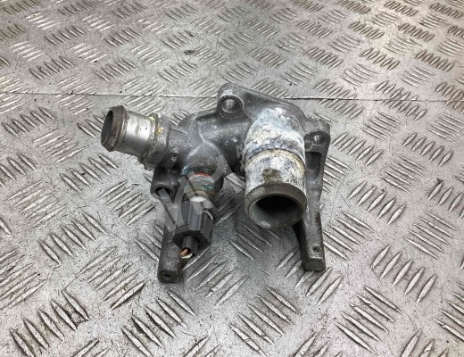 Фланец (тройник) системы охлаждения Ford Fusion (JU) 2002-2005  Ford Fusion Fusion (JU) 2002-2005