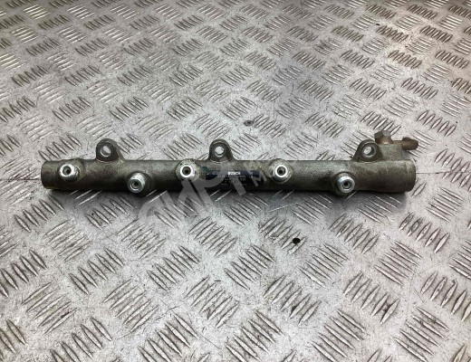 Топливная рампа BMW 3-Series (E46) 2001-2005 рестайлинг  BMW 3-Series 3-Series (E46) 2001-2005 рестайлинг