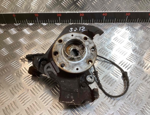 Ступица передняя правая Opel Corsa D 2010-2014 рестайлинг  Opel Corsa Corsa D 2010-2014 рестайлинг