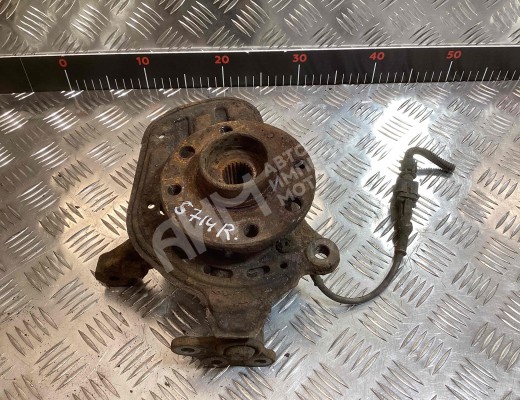 Ступица передняя правая Opel Combo C 2004-2011 рестайлинг  Opel Combo Combo C 2004-2011 рестайлинг