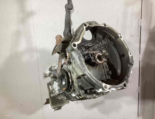 КПП механическая (МКПП) 4-ступенчатая Volkswagen Transporter T3 1980-1992  Volkswagen Transporter Transporter T3 1980-1992