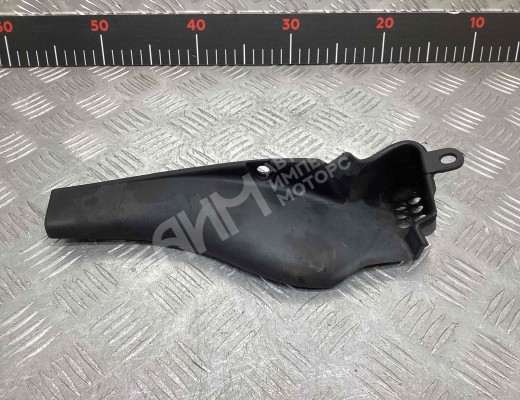Молдинг стекла лобового Renault Trafic II 2001-2014  Renault Trafic Trafic II 2001-2014