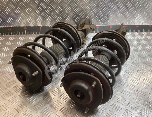 Стойка передняя правая Mitsubishi Space Wagon III 1998-2004  Mitsubishi Space Wagon Space Wagon III 1998-2004