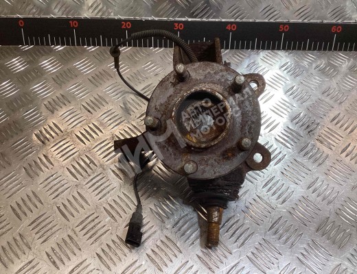 Ступица передняя правая Ford T. Connect I 2002-2009  Ford Transit Connect T. Connect I 2002-2009