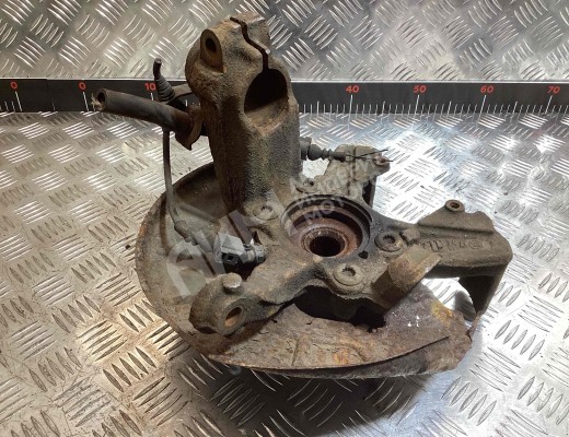 Ступица передняя левая Volkswagen Golf V (1K) 2004-2009  Volkswagen Golf Golf V (1K) 2004-2009