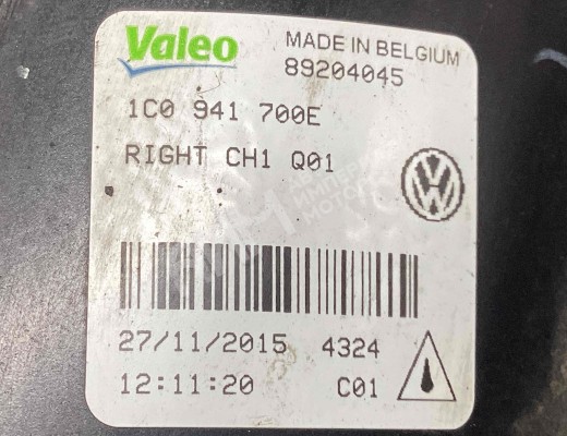 Фара противотуманная правая Volkswagen Beetle (1C) 2005-2010 рестайлинг  Volkswagen Beetle Beetle (1C) 2005-2010 рестайлинг