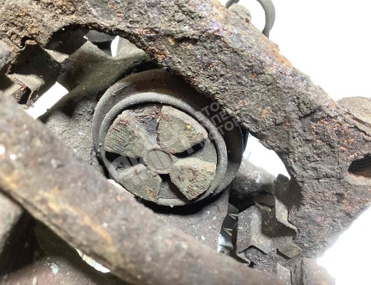 Суппорт задний правый Opel Astra H 2004-2007  Opel Astra Astra H 2004-2007