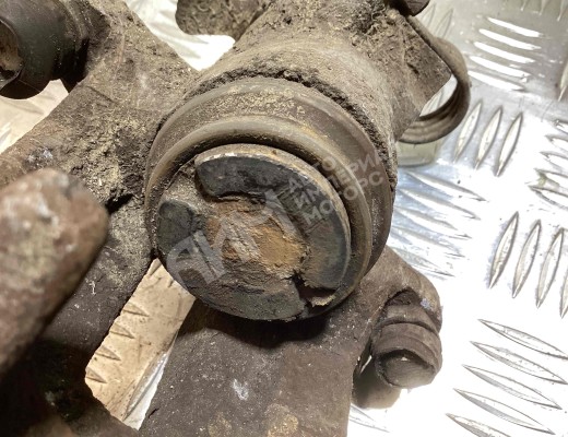 Суппорт задний правый Audi A4 B5 (8D) 1994-1999  Audi A4 A4 B5 (8D) 1994-1999