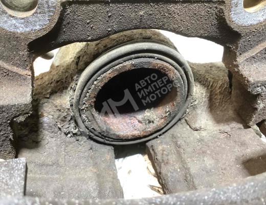 Суппорт передний правый Volkswagen Passat B5 (3B) 1996-2000  Volkswagen Passat Passat B5 (3B) 1996-2000