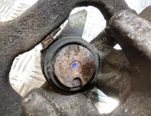Суппорт задний левый Renault Scenic II (JM) 2003-2006  Renault Scenic Scenic II (JM) 2003-2006