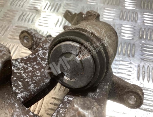 Суппорт задний левый Volkswagen Golf V (1K) 2004-2009  Volkswagen Golf Golf V (1K) 2004-2009