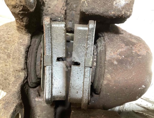 Суппорт задний правый Mercedes C (W203) 2000-2004  Mercedes C C (W203) 2000-2004