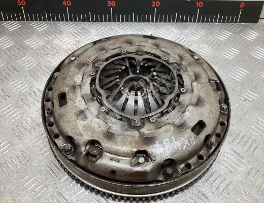 Маховик Opel Astra H 2007-2010 рестайлинг  Opel Astra Astra H 2007-2010 рестайлинг