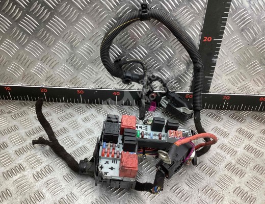 Блок предохранителей Opel Corsa D 2006-2010  Opel Corsa Corsa D 2006-2010