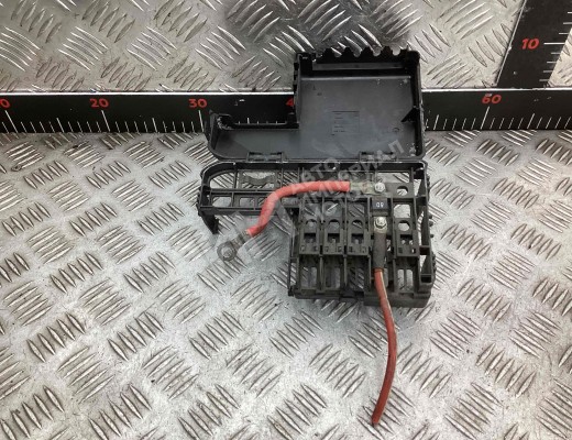 Плюсовой провод аккумулятора Opel Corsa D 2006-2010  Opel Corsa Corsa D 2006-2010