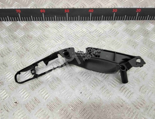 Ручка внутренняя передняя правая Volkswagen Passat B4 (3A) 1993-1997  Volkswagen Passat Passat B4 (3A) 1993-1997